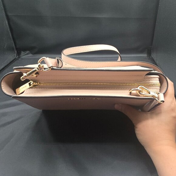 Michael Kors Selma Stud Medium Messenger Crossbody Ballet Pink - Picture 6 of 10